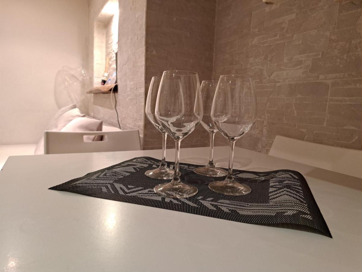 Toledo 27, A Due Passi Da Piazza Del Plebiscito Daire Napoli Dış mekan fotoğraf